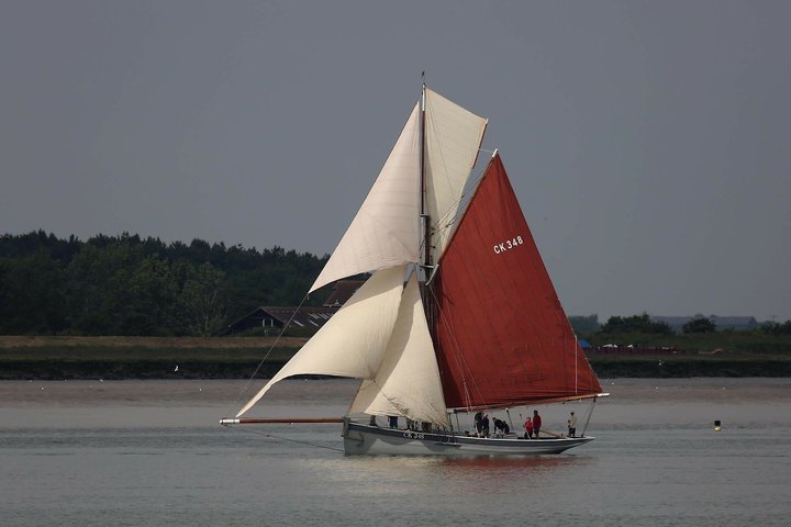 My Alice sailing with cream and red sails, CK 348